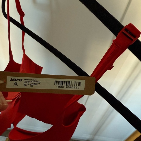 Skims ultimate push up bra - Picture 2 of 2